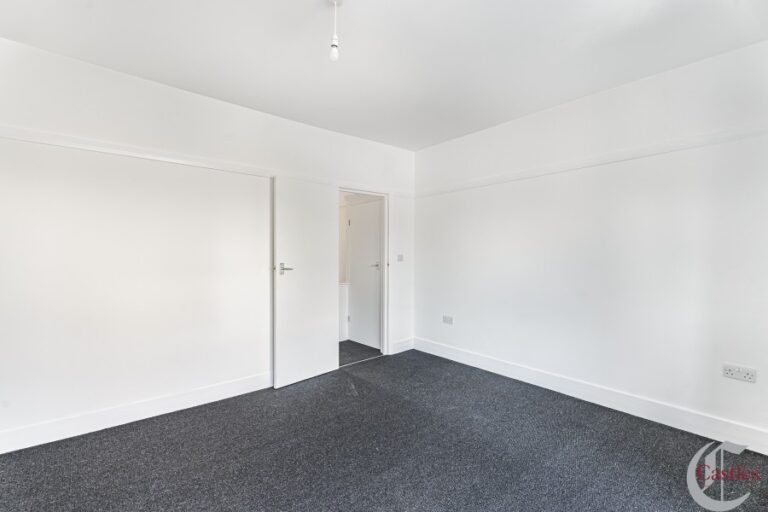 Park Avenue, Edmonton London N18 (2736295) Photo 11