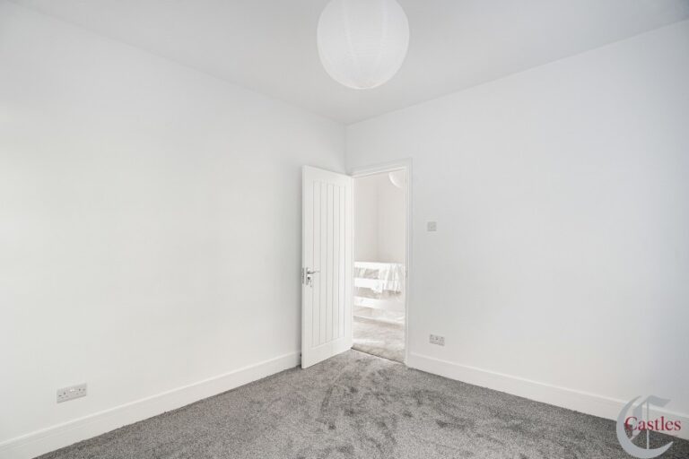 Chester Road, Edmonton, London, N9 (2736289) Photo 10