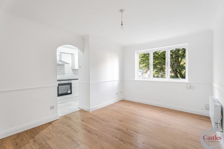 Celadon Close, Enfield, Middlesex, EN3 (2736577) Photo 6