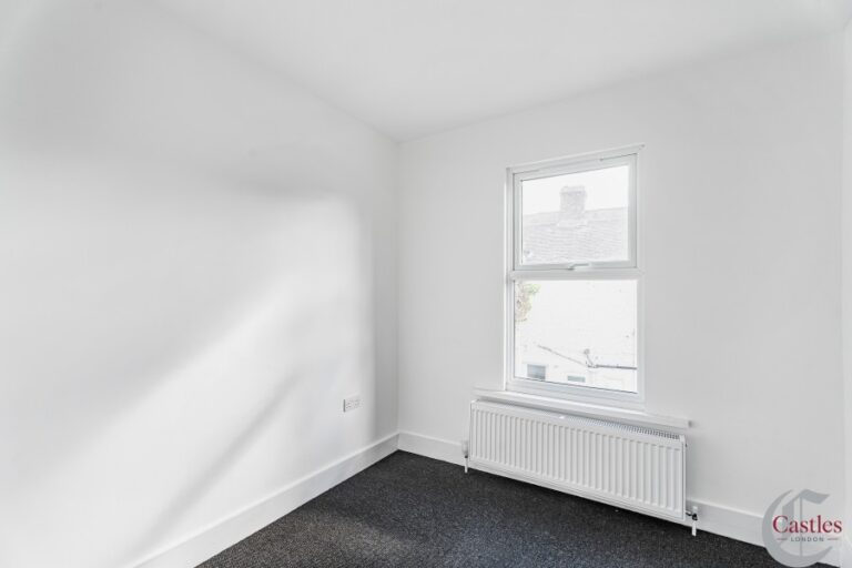 Park Avenue, Edmonton London N18 (2736295) Photo 13