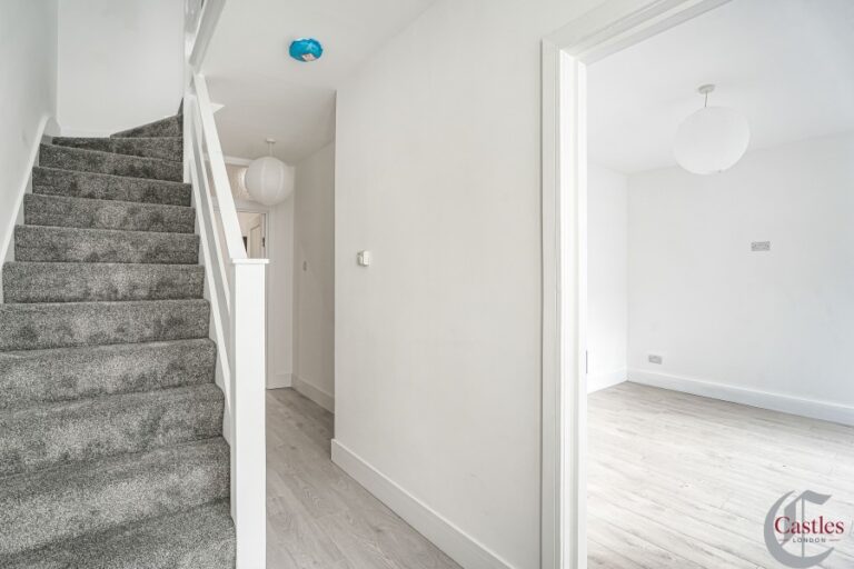 Chester Road, Edmonton, London, N9 (2736289) Photo 16