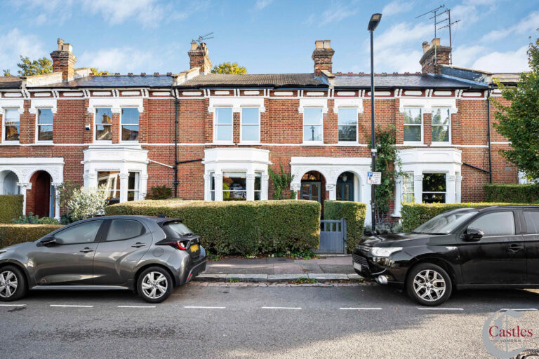 Tivoli Road, N8