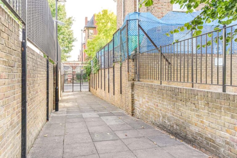 Lushington Terrace, Hackney, E8 (2617721) Photo 12