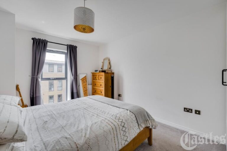 Bellevalia Court, Hackney, E5 (2710993) Photo 10